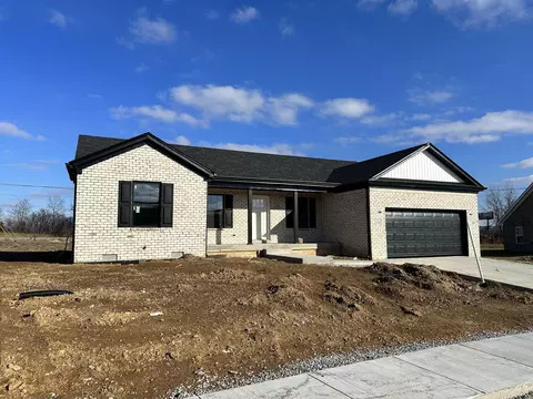 139 Patriot Trl, Berea, KY 40403