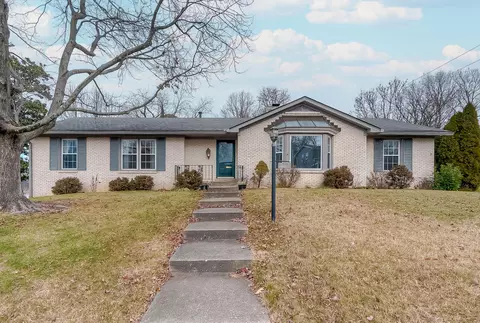 301 Melbourne Way, Lexington, KY 40502
