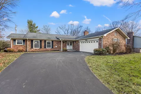 3204 Carriage Ln, Lexington, KY 40517