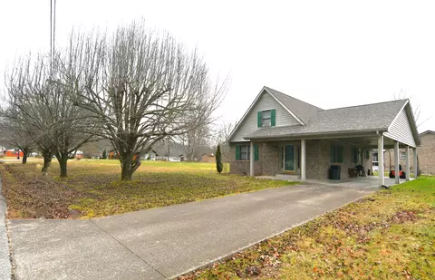 512 Jewell Ln, Morehead, KY 40351