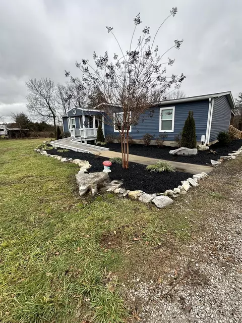 196 Colyer Rd, Bronston, KY 42518