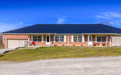 185 Millard Tilley Rd, Science Hill, KY 42553