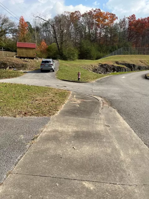 805 Cannon Rd, Cumberland, KY 40823
