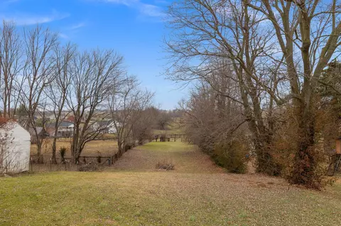 231 E Grundy Ave, Springfield, KY 40069 photo 26