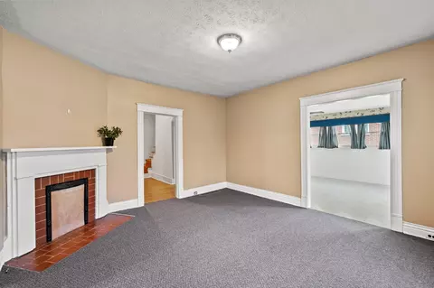 231 E Grundy Ave, Springfield, KY 40069 photo 4