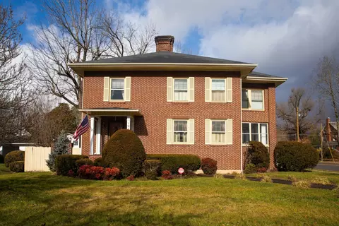 2504 Cumberland Ave, Middlesboro, KY 40965