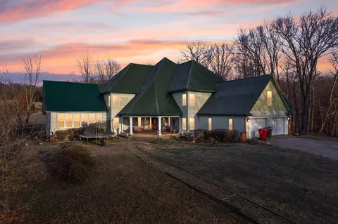 491 Log Cabin Rd, Berea, KY 40403