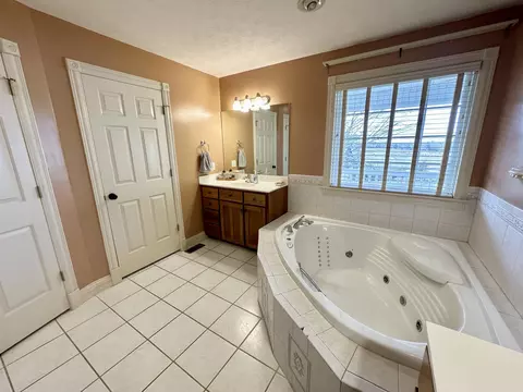 741 Stringtown Rd, Science Hill, KY 42553 photo 34