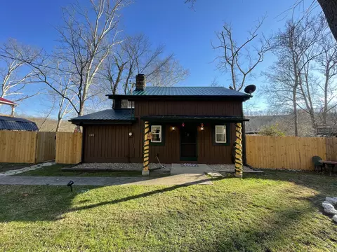 192 Hidden Grove Ln, Winchester, KY 40391