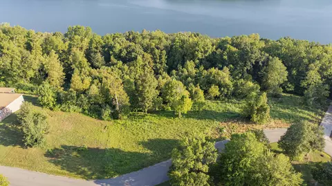 516 Colson Dr, Bronston, KY 42518