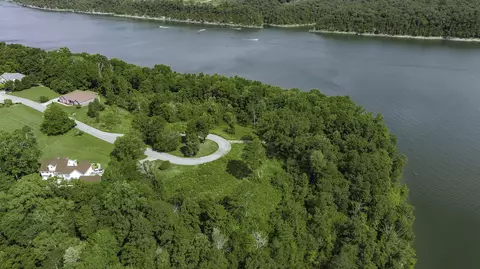 547 Colson Dr, Bronston, KY 42518