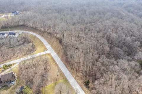 131 Drake Ln, Georgetown, KY 40324