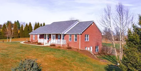 109 Rolling Ridge Rd, Stamping Ground, KY 40379