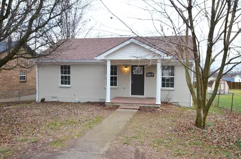 1217 Irvine St, Richmond, KY 40475