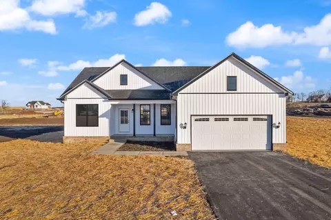 313 Pinehurst Way, Harrodsburg, KY 40330