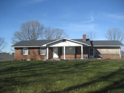 825 Oregon Rd, Versailles, KY 40383