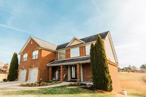 70 San Milano Dr, Somerset, KY 42503