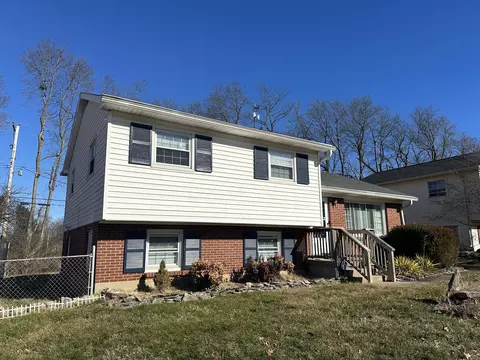 873 Honeysuckle Rd, Lexington, KY 40504