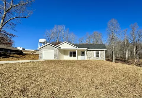 37 Vine St, Corbin, KY 40701 photo 2