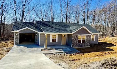 230 Hollywood Dr, Corbin, KY 40701