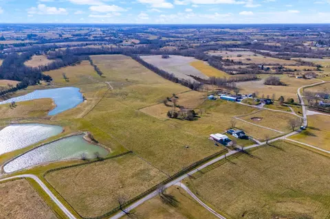 1277 Nevins Station Rd, Lawrenceburg, KY 40342