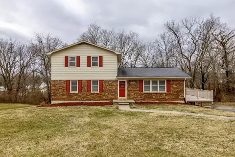 129 Edgewood Dr, Stanford, KY 40484