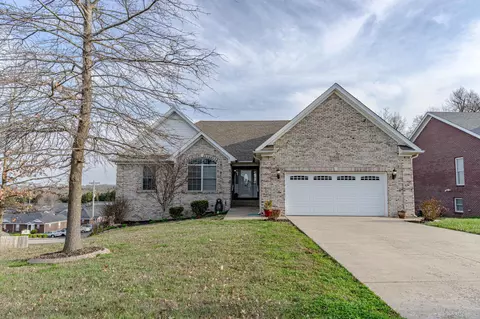 110 St Louis Blvd, Mount Washington, KY 40047