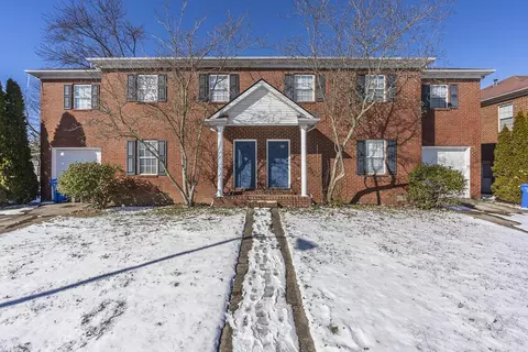 3877-3879 Sugar Creek Dr, Lexington, KY 40517