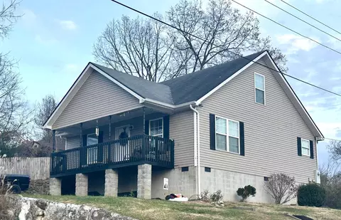 608 Poplar St, Ravenna, KY 40472