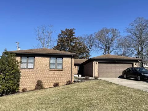 54 Cedarcrest Ct, Frankfort, KY 40601