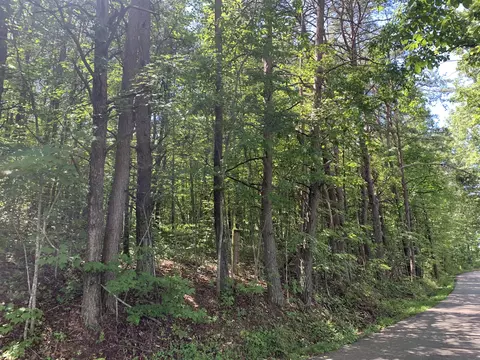 3101 Hazel Patch Rd, East Bernstadt, KY 40729