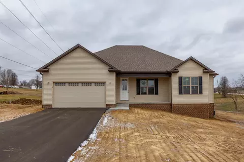 220 Ashley Sq, Harrodsburg, KY 40330