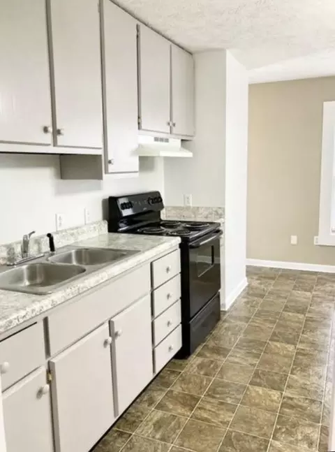 101 Douglas St, Berea, KY 40403 photo 4