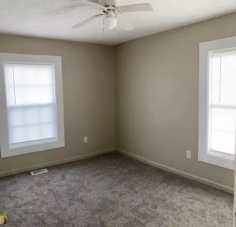 101 Douglas St, Berea, KY 40403 photo 9