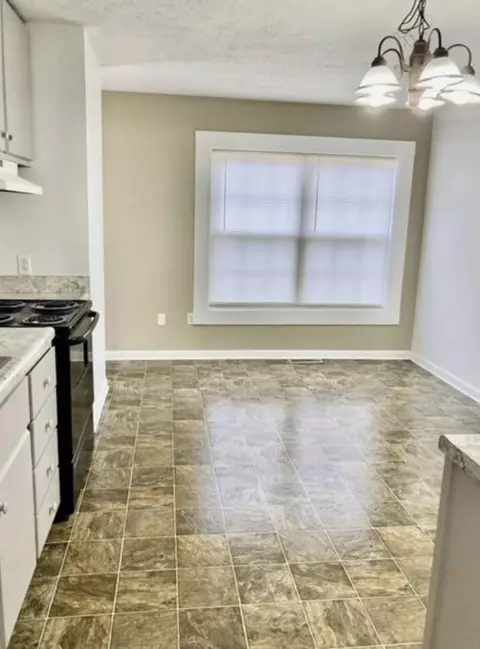 101 Douglas St, Berea, KY 40403 photo 5
