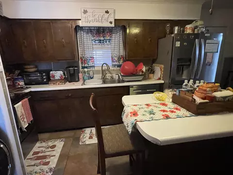 Kitchen - 33 Baker Rd, Keavy, KY 40737 photo 3 of 3