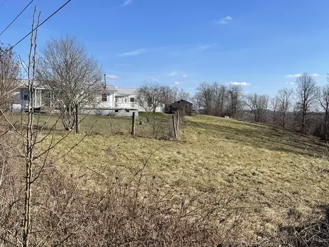 Exterior - 33 Baker Rd, Keavy, KY 40737 photo 2 of 15