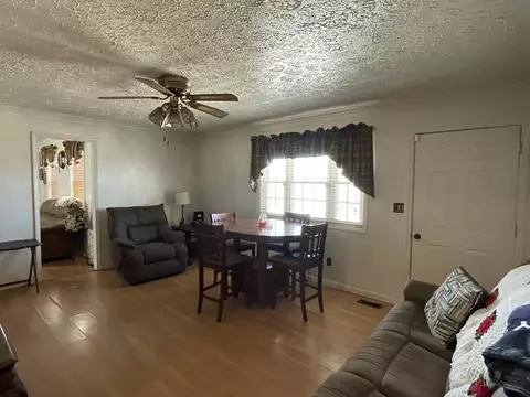 Dining - 33 Baker Rd, Keavy, KY 40737 photo 2 of 2