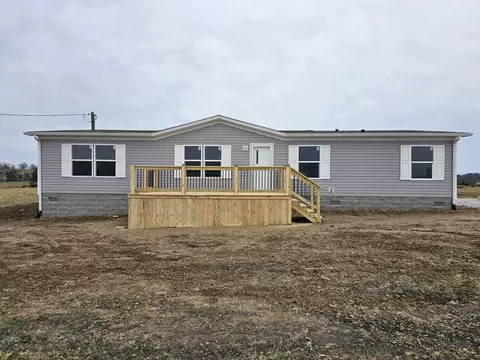 40 Wolf Bnd, East Bernstadt, KY 40729