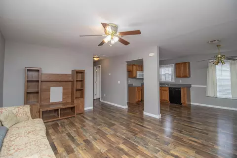246 Parrish Ave, Paris, KY 40361 photo 5