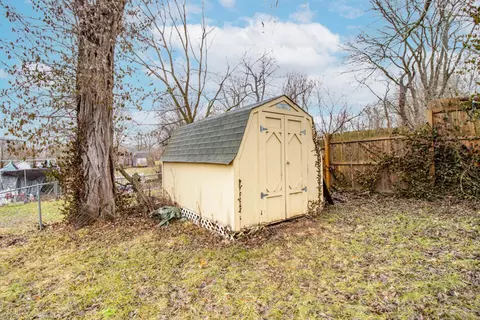246 Parrish Ave, Paris, KY 40361 photo 26