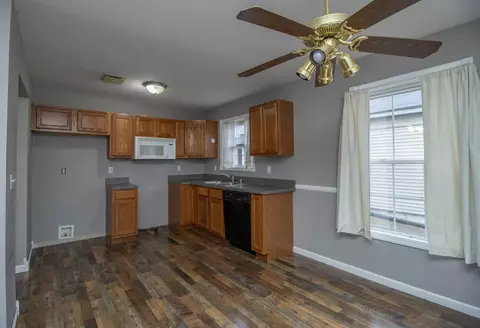 246 Parrish Ave, Paris, KY 40361 photo 9