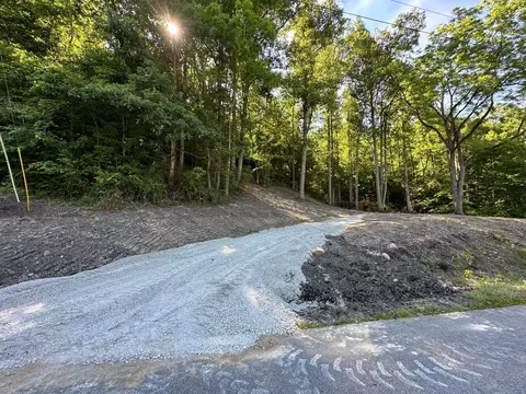 11 Williams Crk, Rush, KY 41168