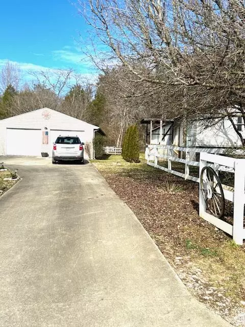 356 Lakeshore Dr, Burnside, KY 42519 photo 62