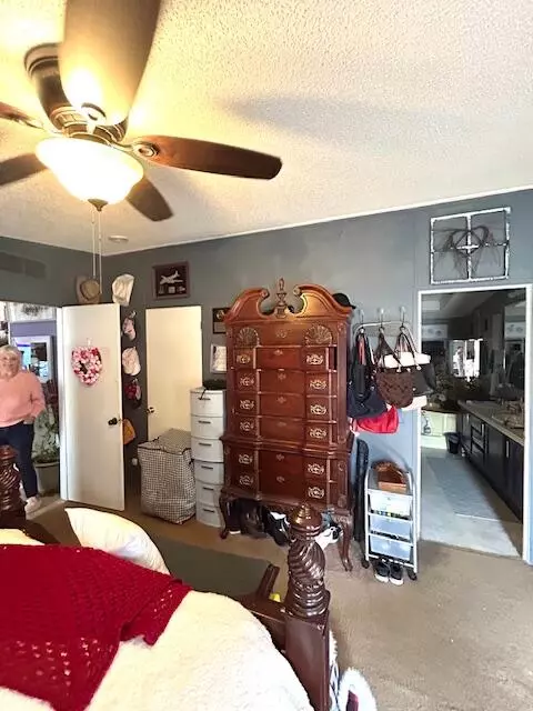 356 Lakeshore Dr, Burnside, KY 42519 photo 32