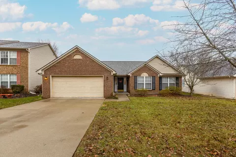400 Meadow Valley Rd, Lexington, KY 40511