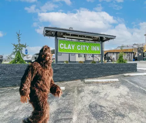 6031 Winchester Rd, Clay City, KY 40312