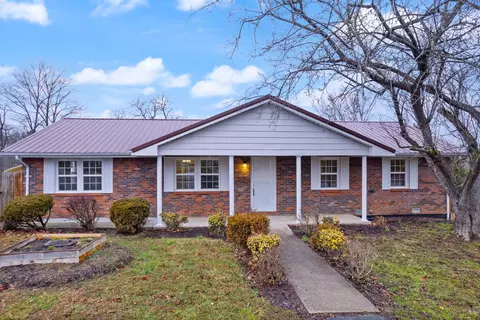 214 Northland Dr, Corbin, KY 40701