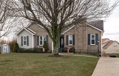214 Lakeshore Dr, Georgetown, KY 40324