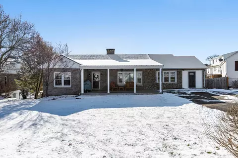 29 Horseshoe Dr, Paris, KY 40361